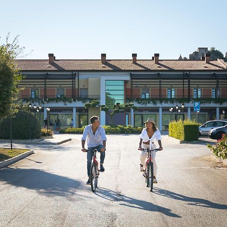 Domus Hotel Bagnoli Del Trigno Esterno foto
