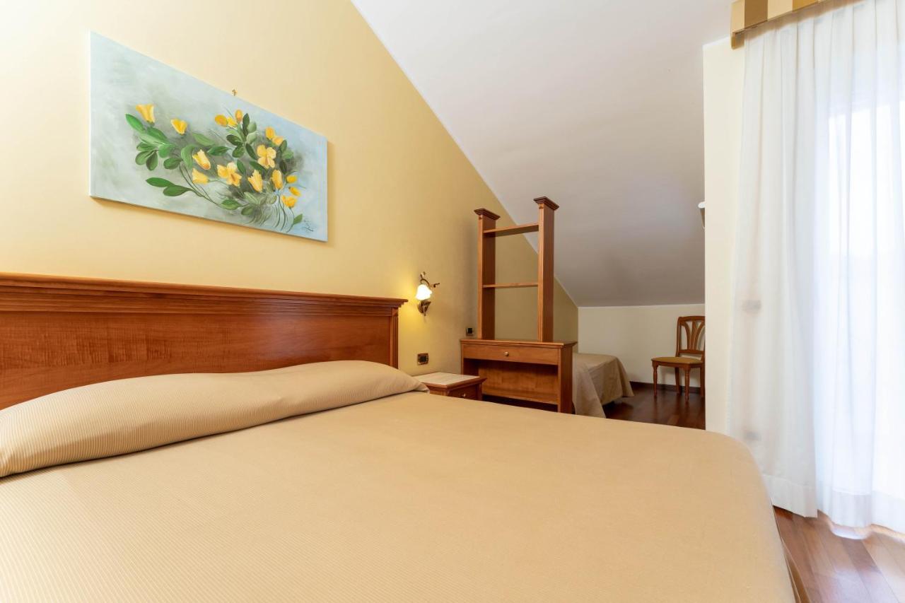Domus Hotel Bagnoli Del Trigno Esterno foto
