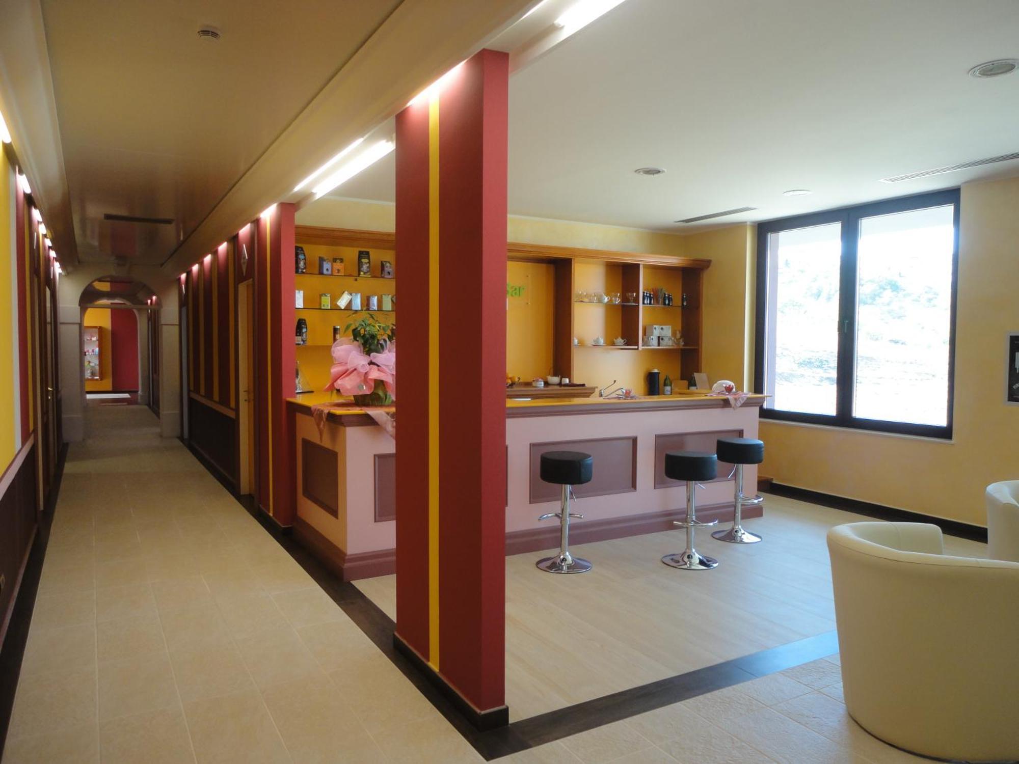 Domus Hotel Bagnoli Del Trigno Esterno foto