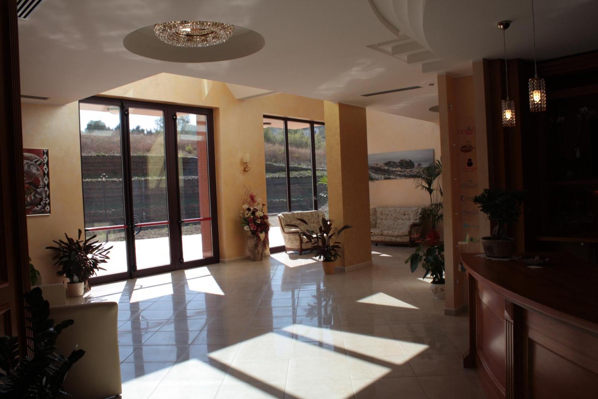 Domus Hotel Bagnoli Del Trigno Esterno foto