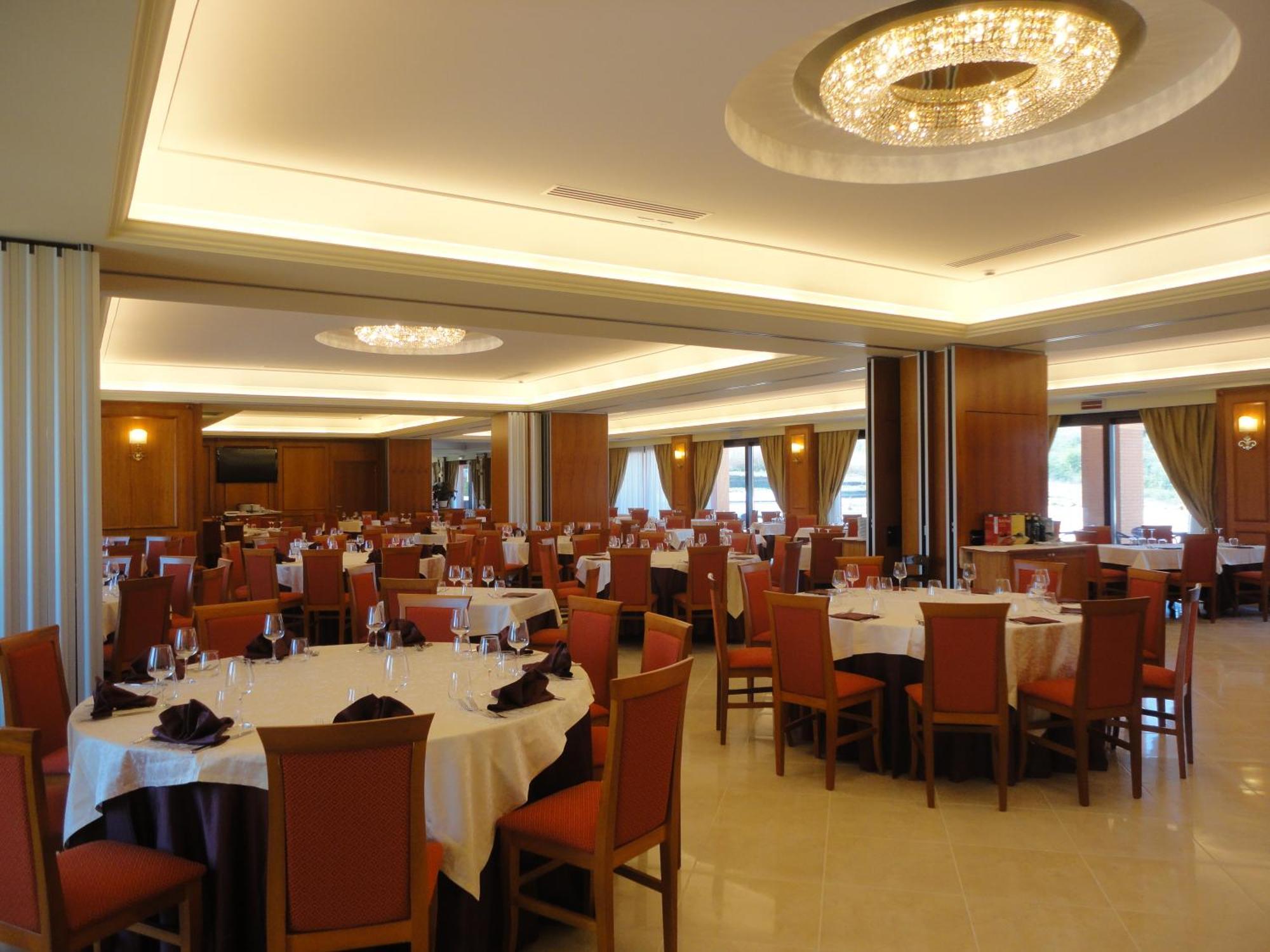 Domus Hotel Bagnoli Del Trigno Esterno foto